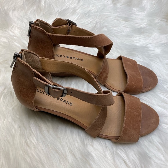 Lucky Brand Shoes. - Picture 3 of 7